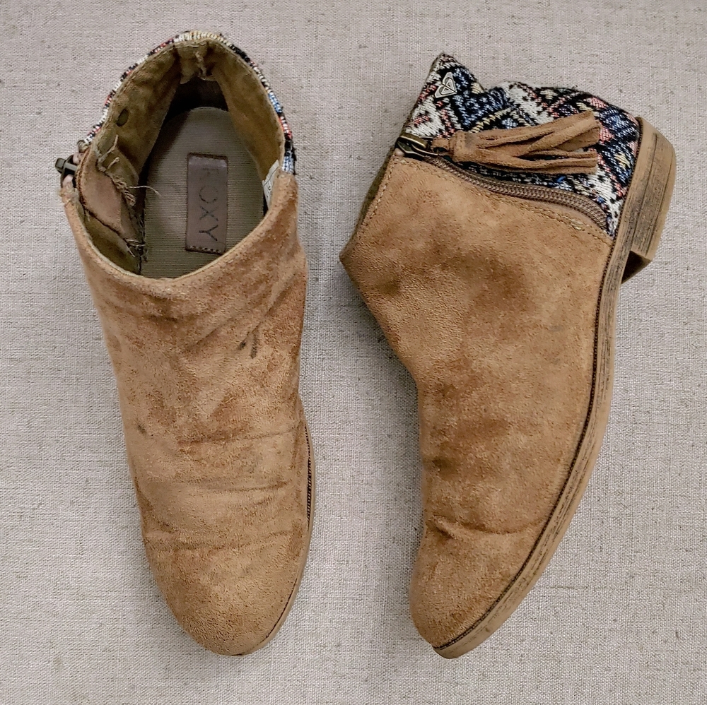 Roxy Ankle Booties Faux Suede Brown Boots Size 4